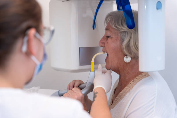 Best Broken or Cracked Tooth Emergency Dentist in Lake Mohegan, NY
